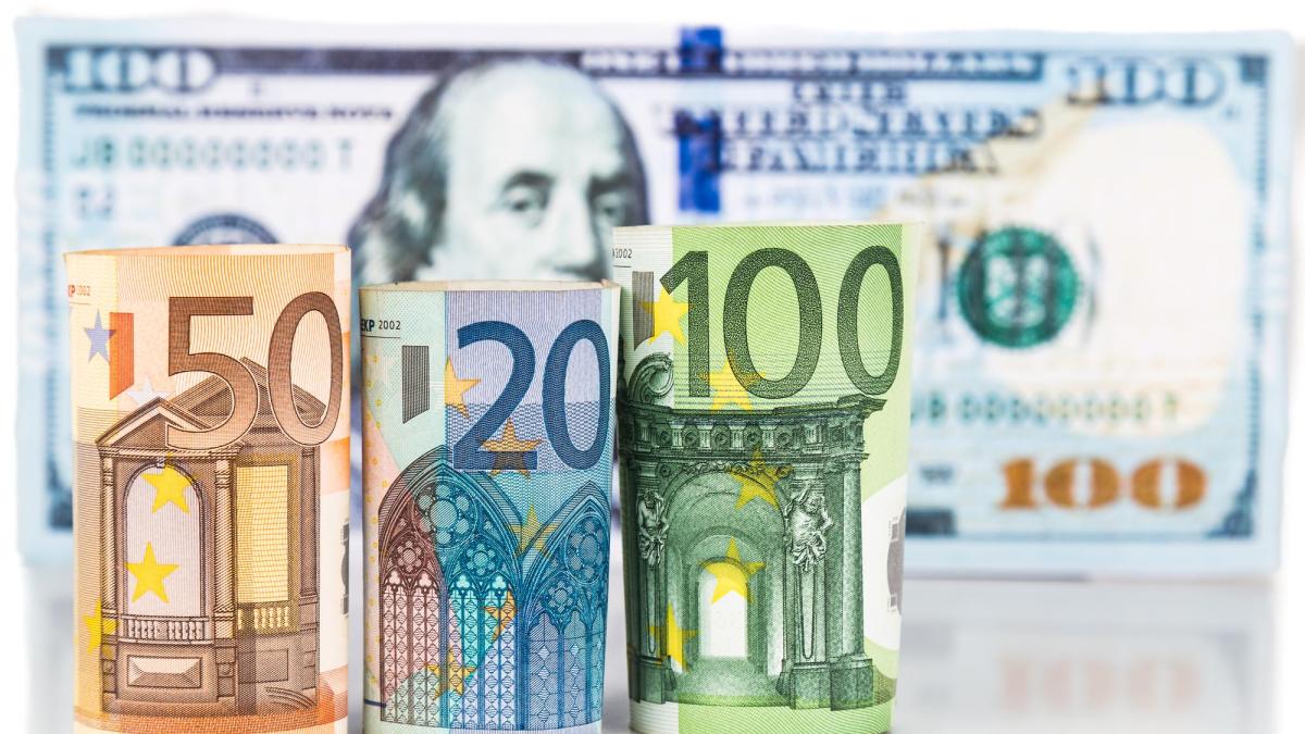 duel-dolar-euro_93291000