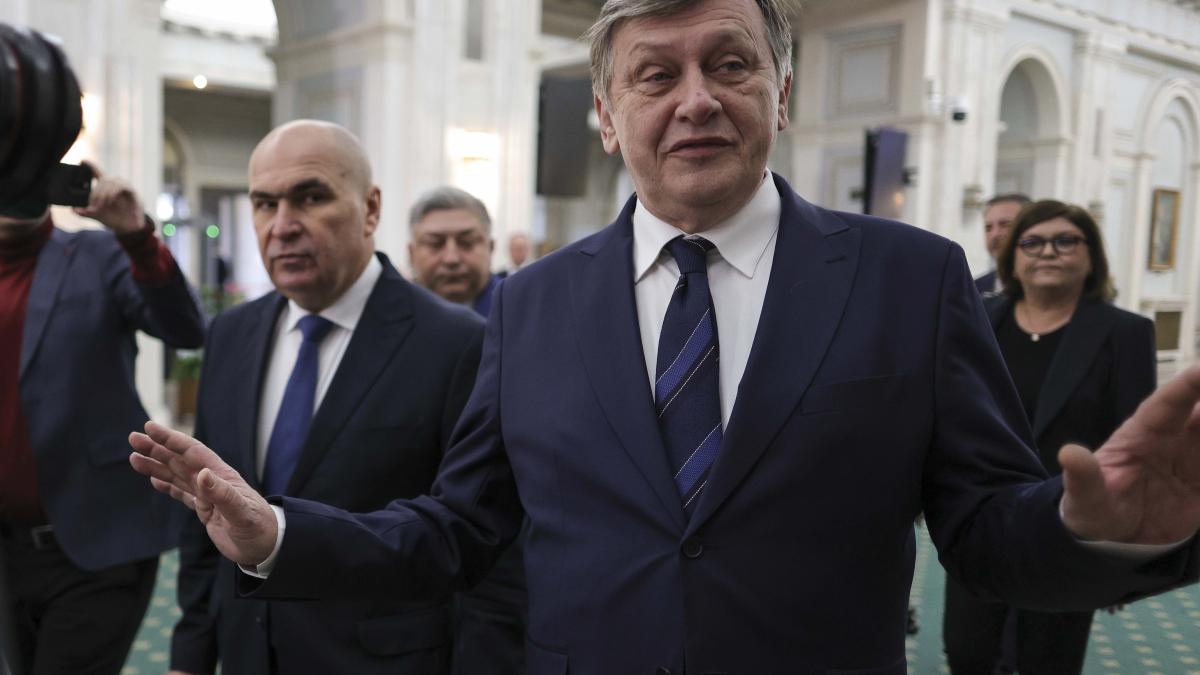 crin-antonescu-2_30365300