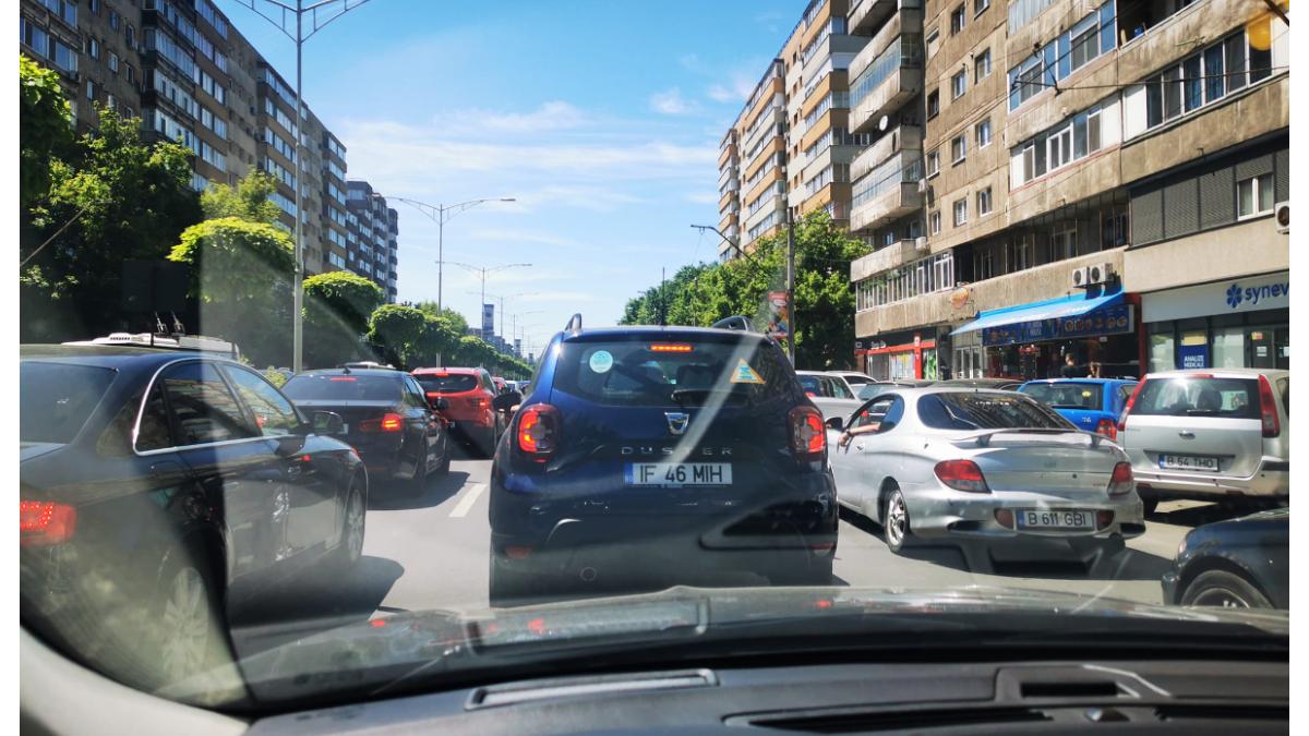 trafic-bulevardul-iuliu-maniu-bucuresti_01921400
