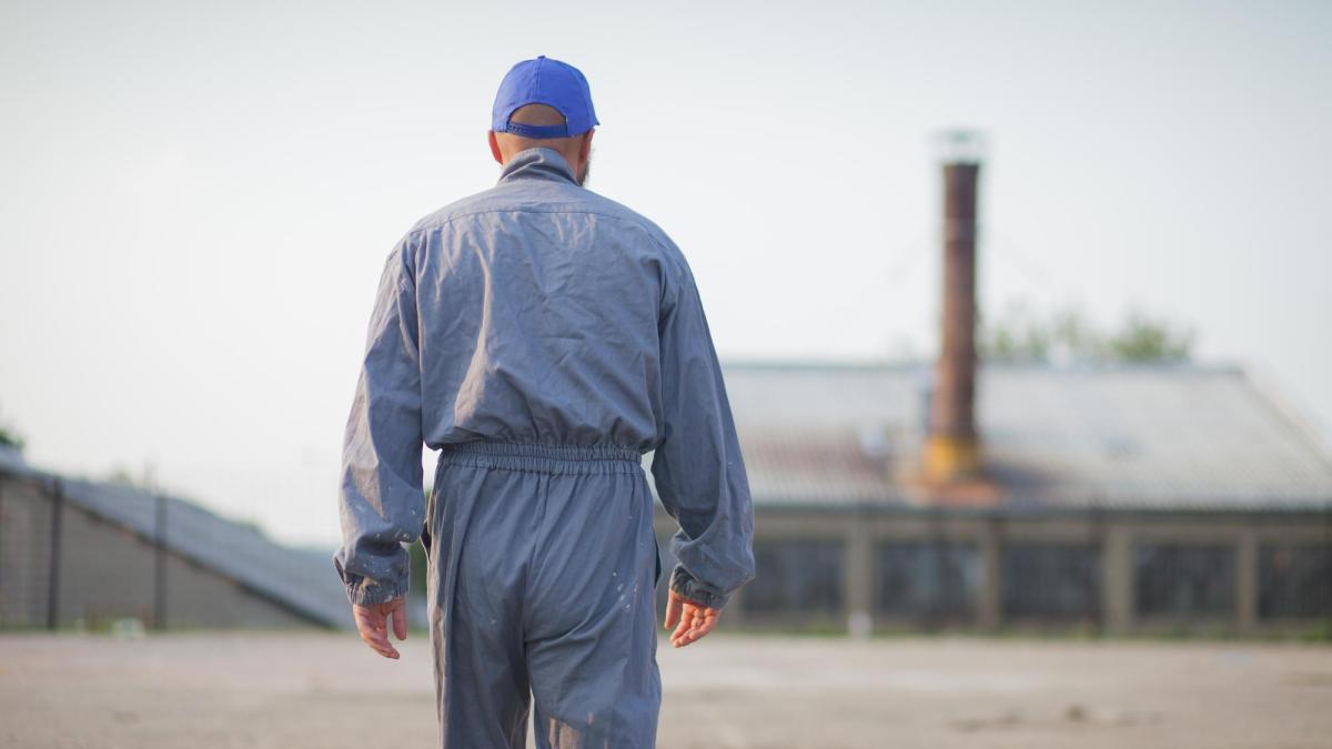 muncitor-roman-60-de-ani_74481700