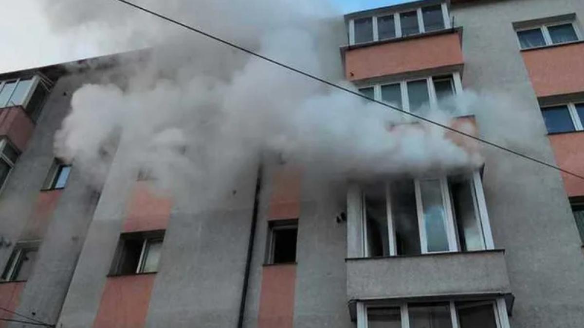 incendiu-radauti-noaptea-de-inviere_18579700