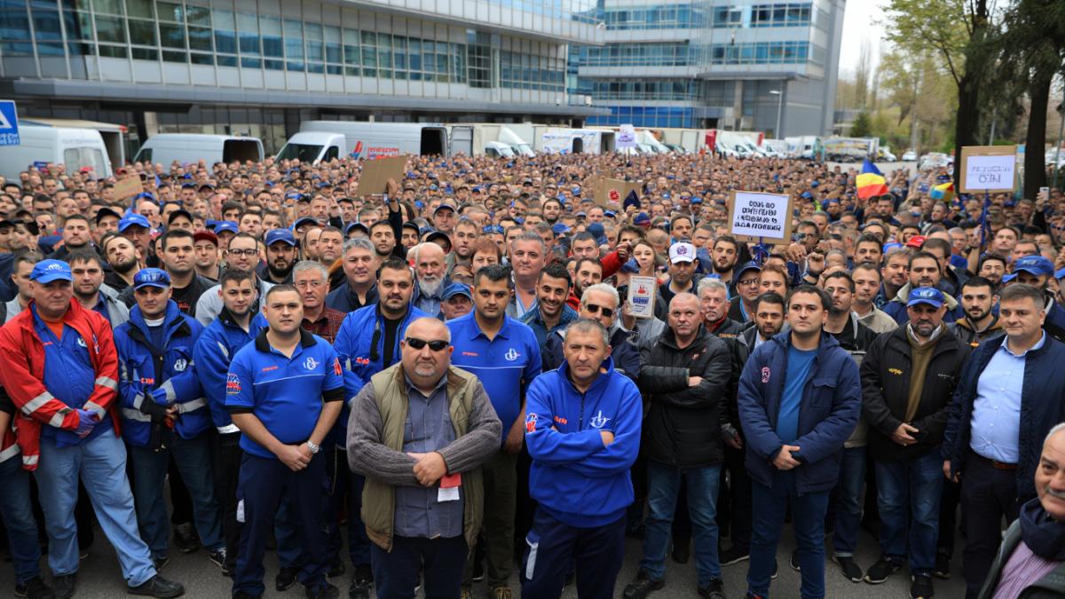 greva-companie-concedieri-protest_24959100