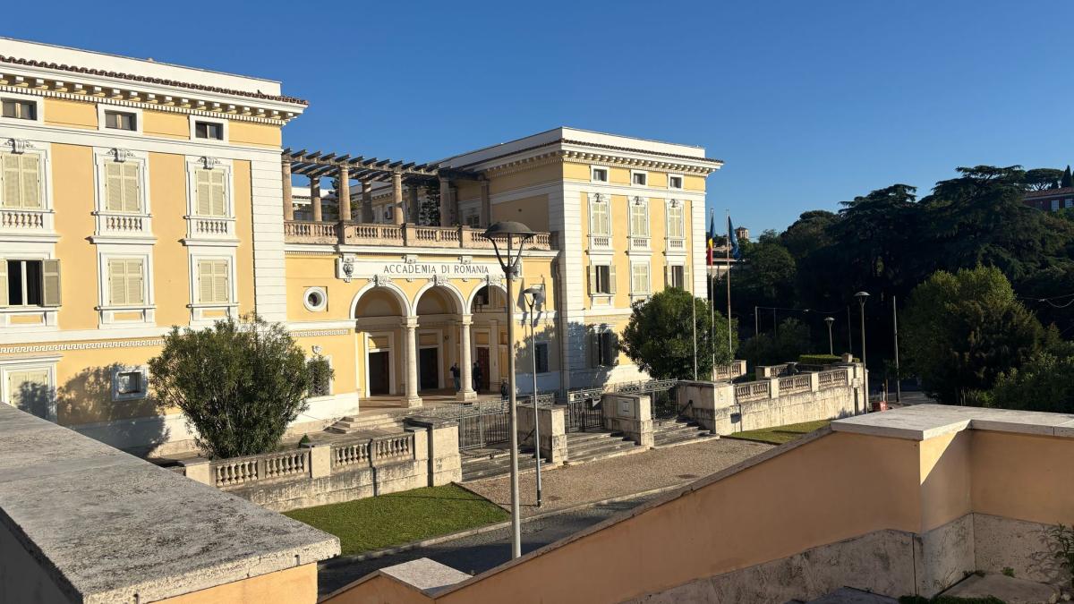 sectie-votare-italia-academia-romana-din-roma_07457000