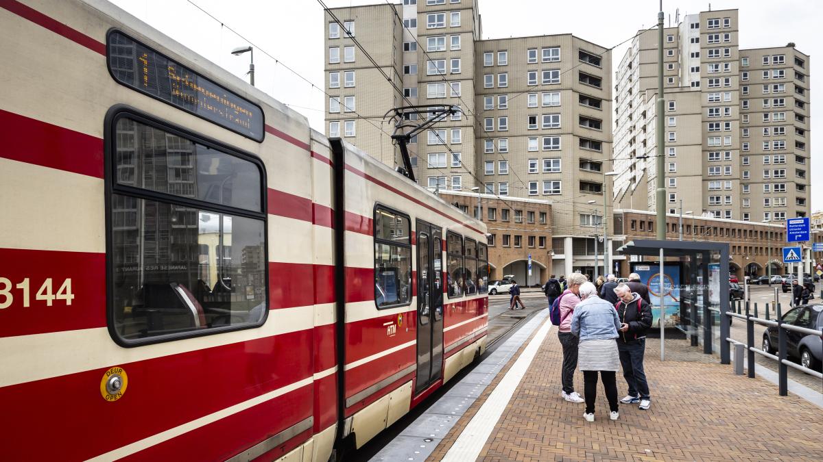 escrocherie-pasageri-tren_53844200