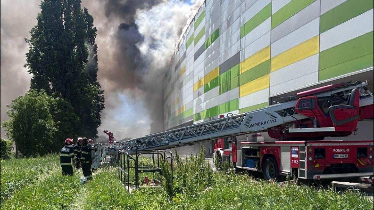 incendiu-mall-arad-2_42281300