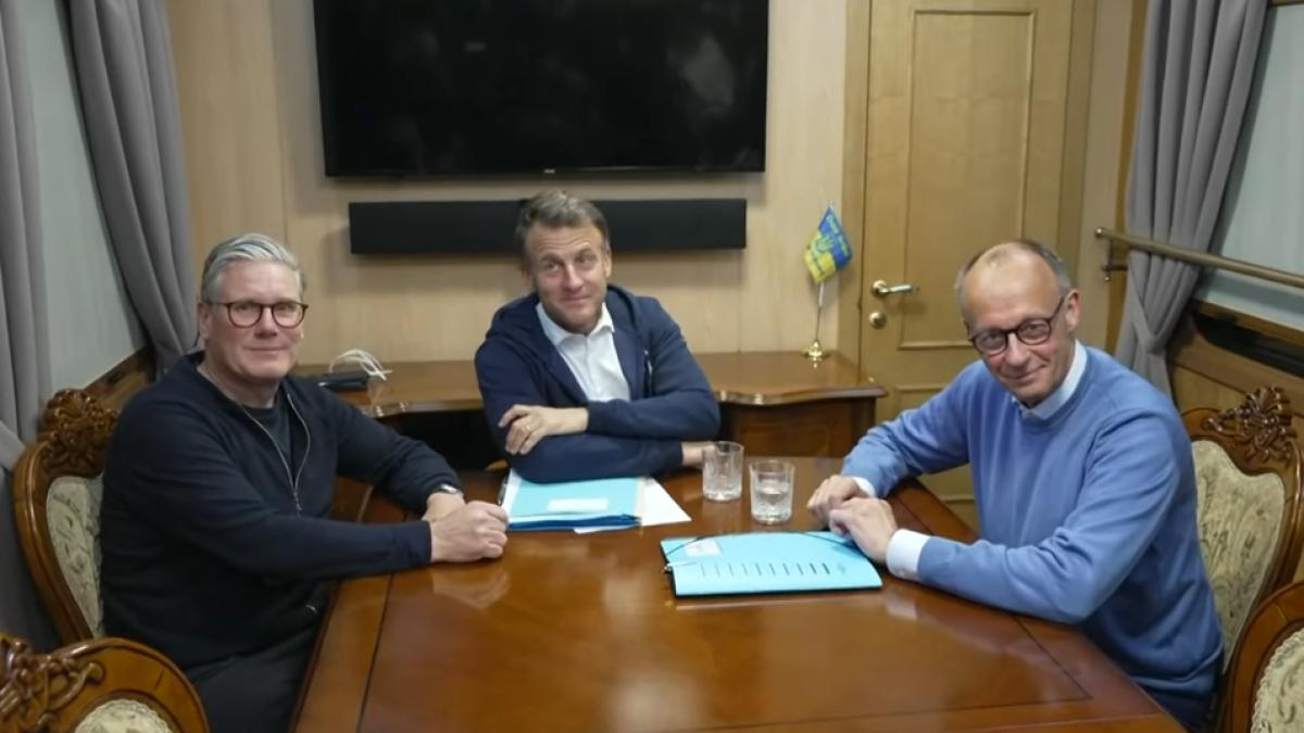 macron-merz-stammer-tren-kiev_27735000