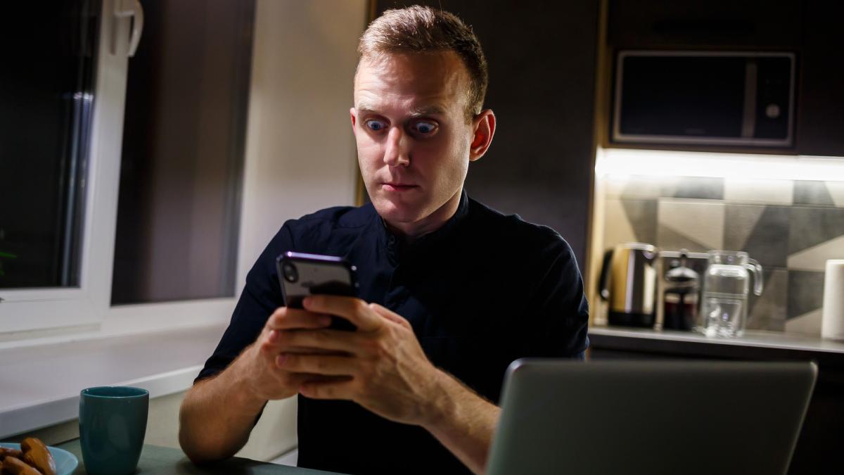 inselatorie-apel-banca_01105300