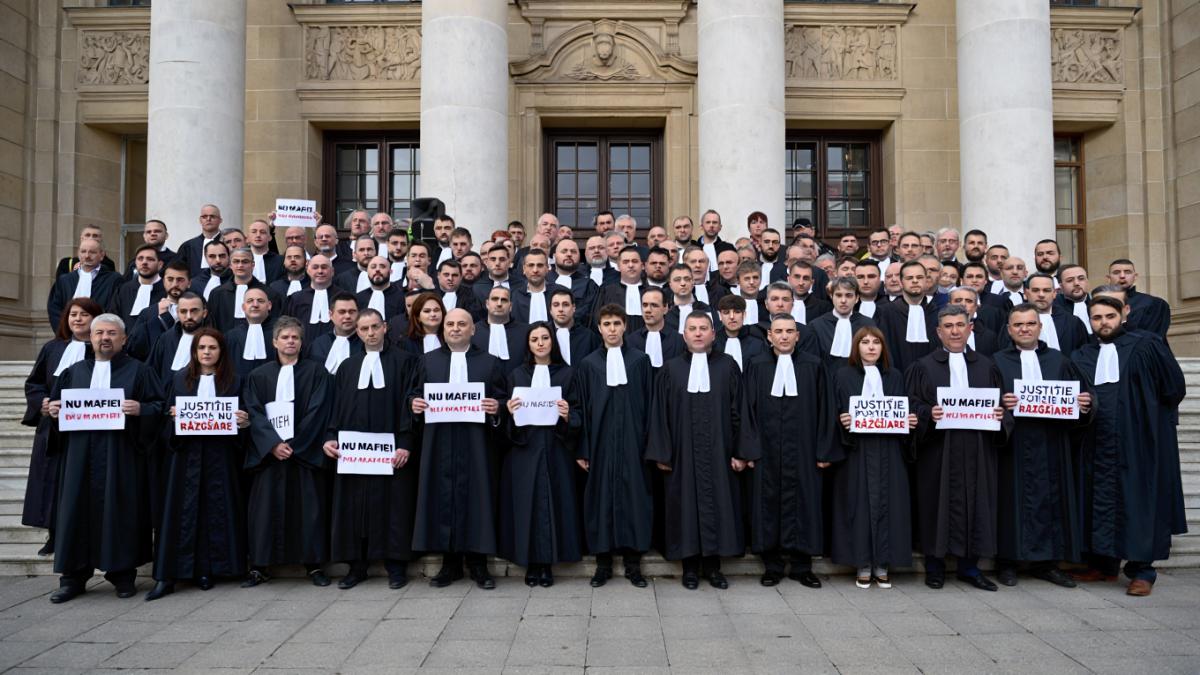 protest-judecatori-romania_53135000