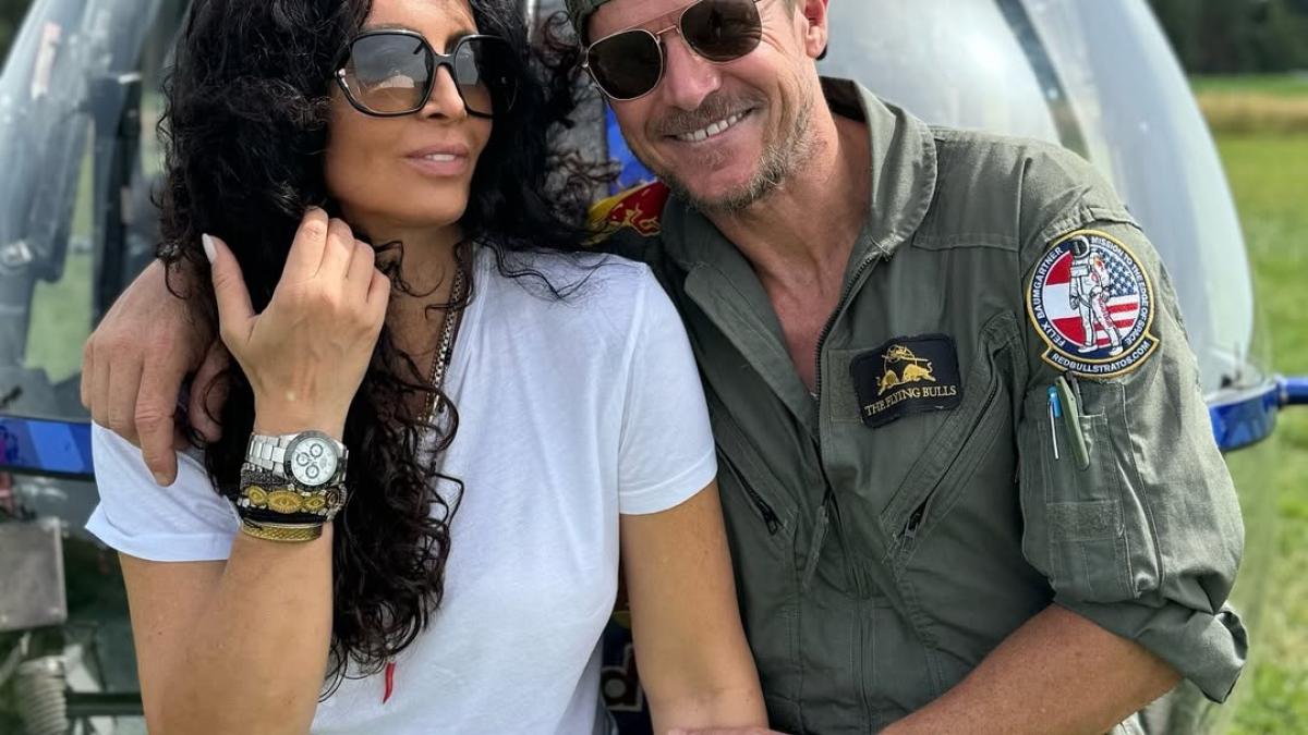 more-into-living-the-stories-than-telling-them--but-soon---because-i-met-too-many-extraordinary_70808100