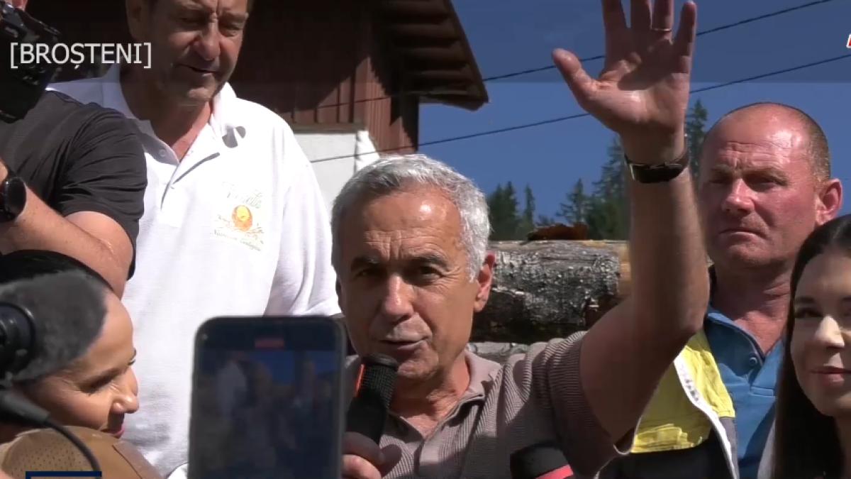 calin-georgescu-la-brosteni_74055400