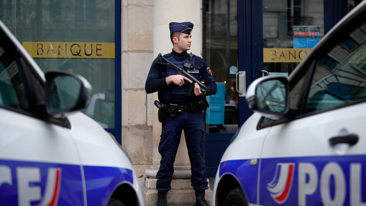 politia-franta_89650700