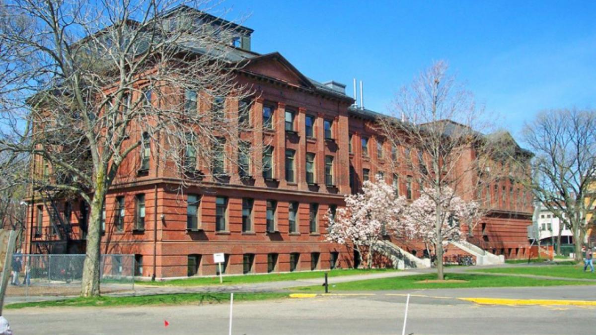 harvard_facebook_11149300