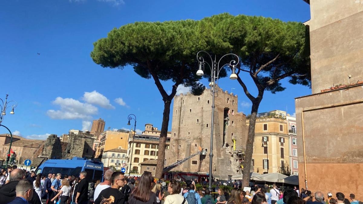 romani-implicati-prabusire-turn-roma_84393900