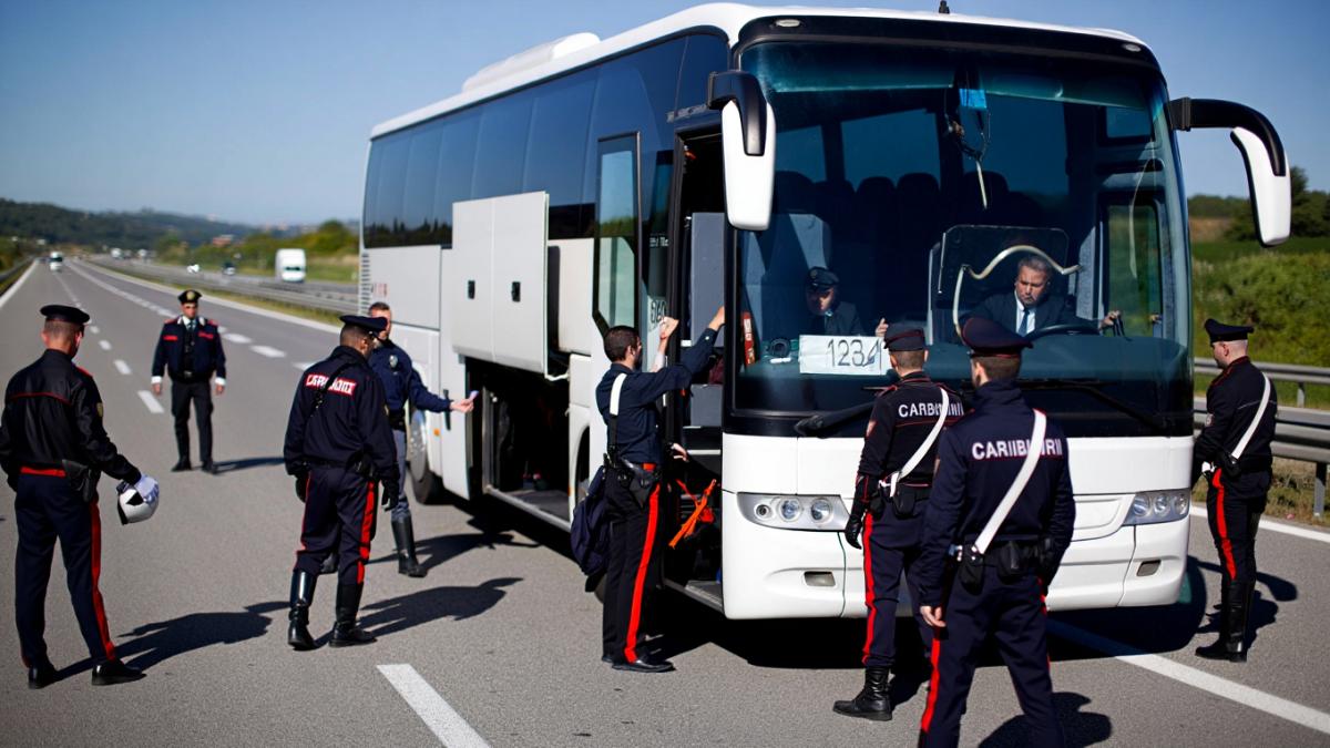 arestare-autocar-italia_52919700