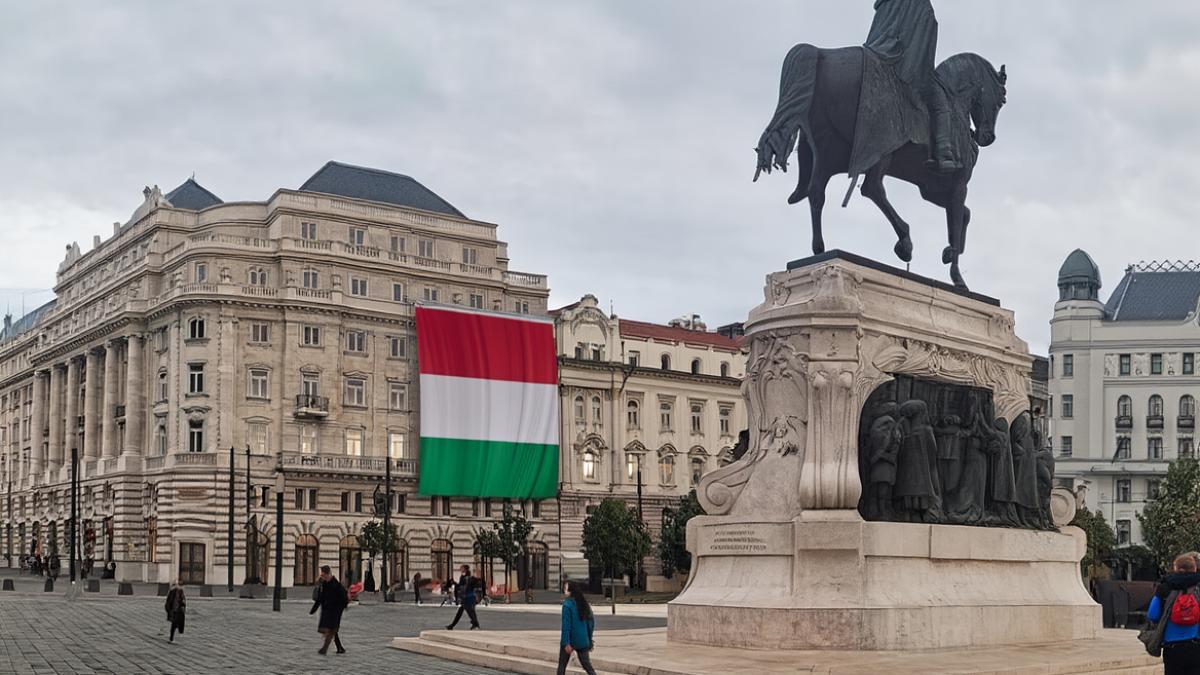 budapesta-ungaria_70554500