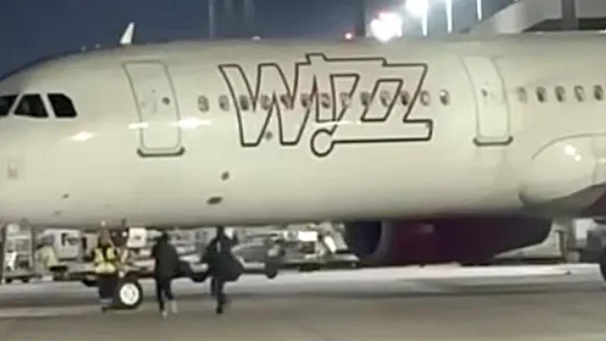 romani-aeroport-koln-avion_39265000