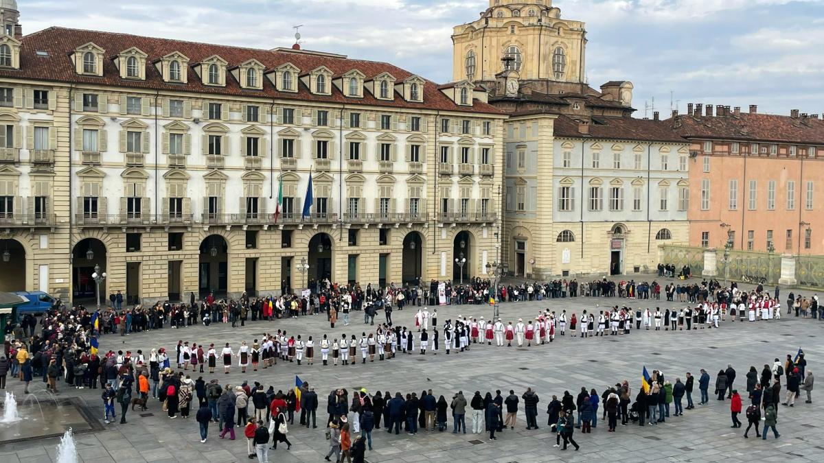 ziua-nationala-a-romaniei-la-torino---2_79508300