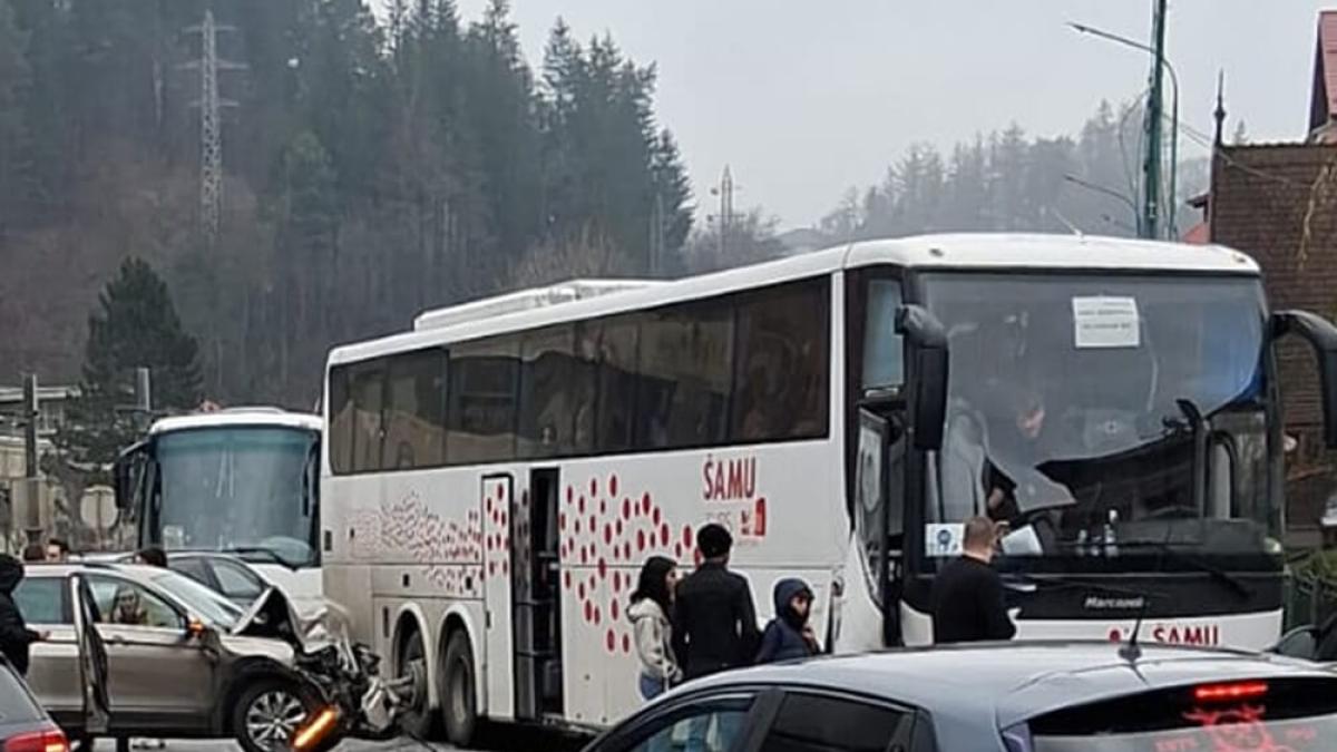 accident-autocar_69146700