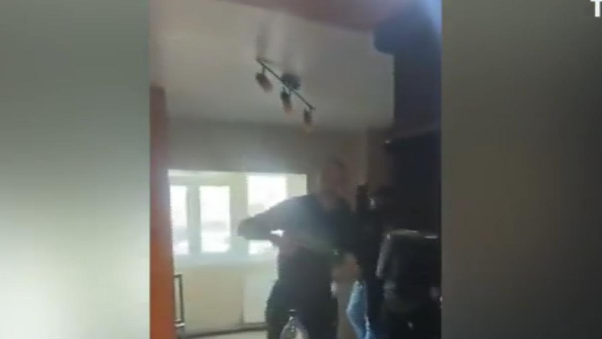 apartament-distrus-suporteri-olandezi_52392800