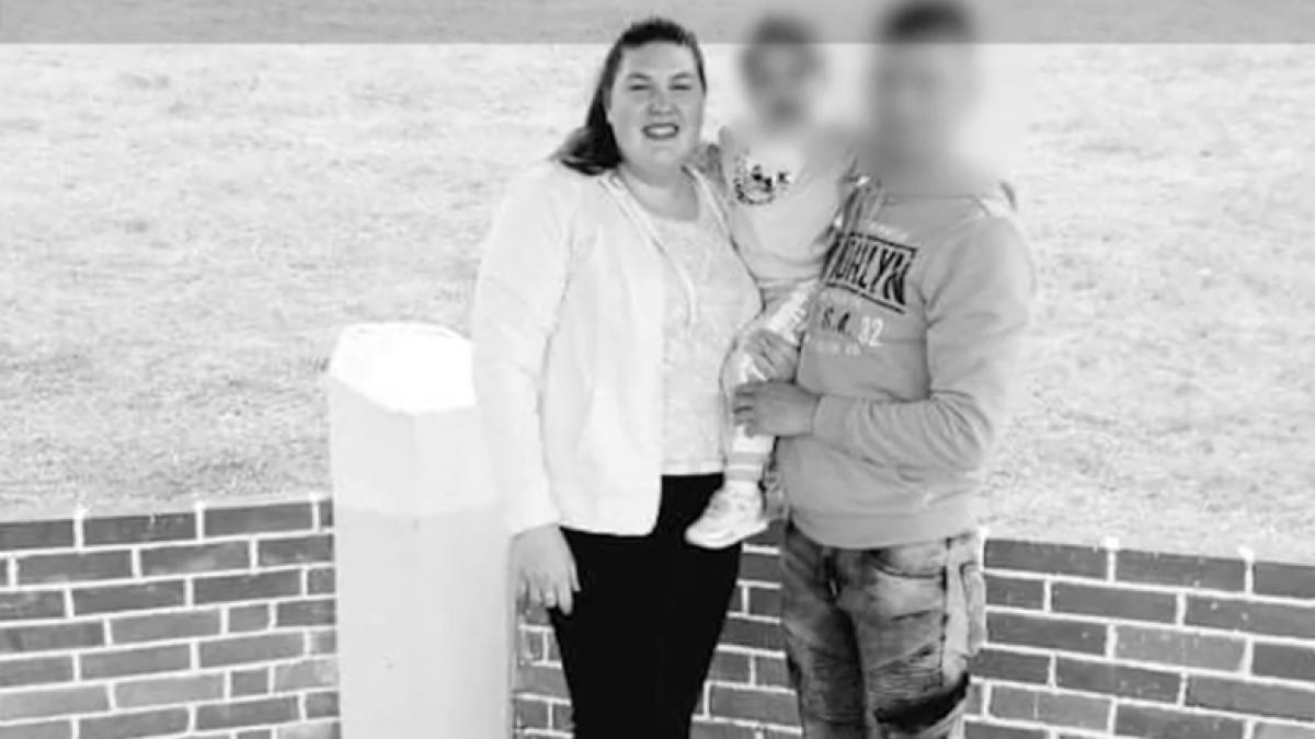 mama iasi moarta fetita