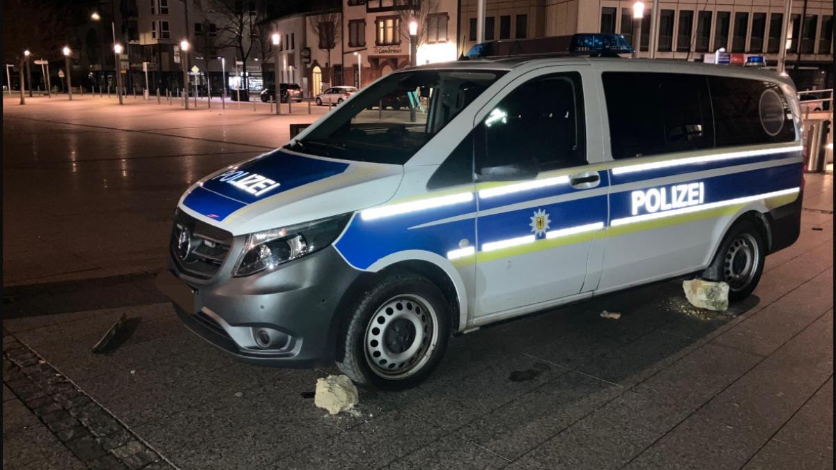 roman-germania-masina-de-politie-germania-polizei_67136500