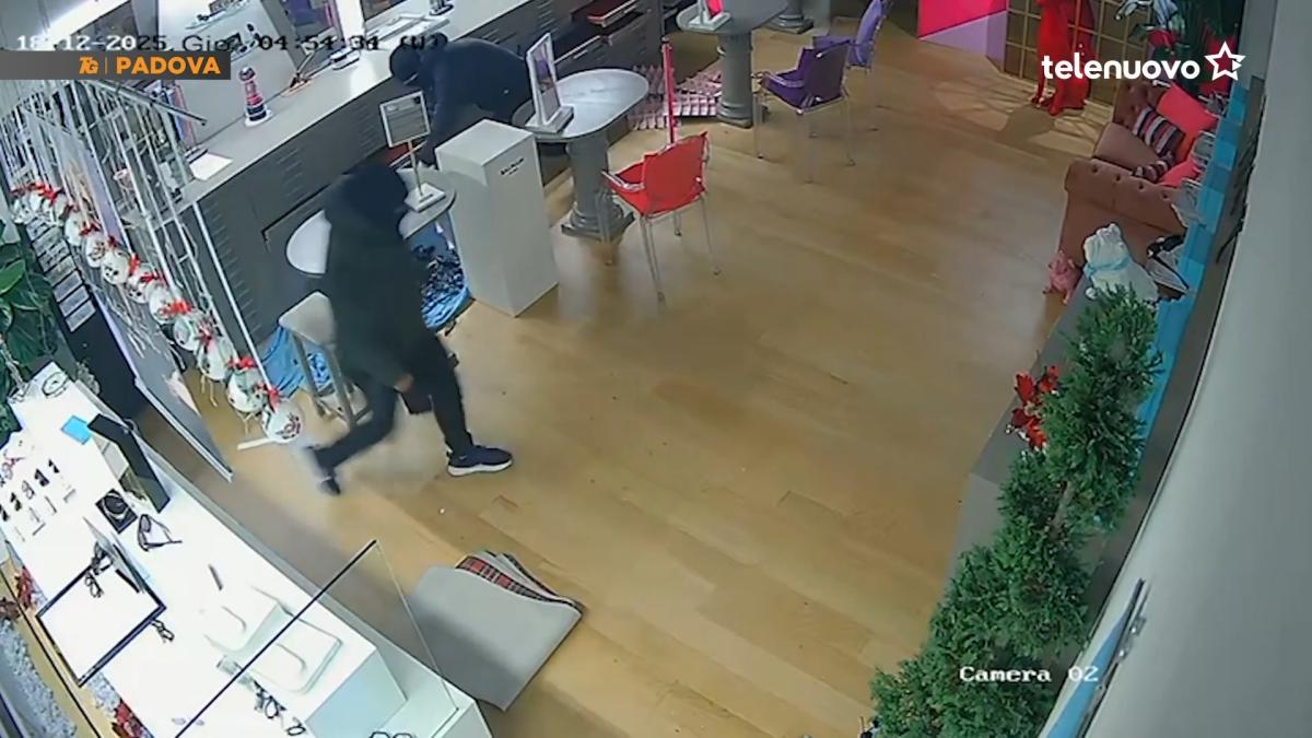 hoti romani in italia