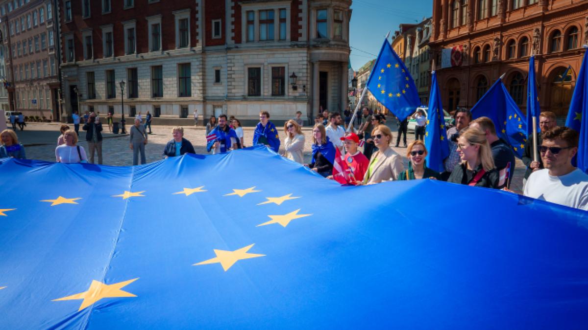 steag-uniunea-europeana_07692500