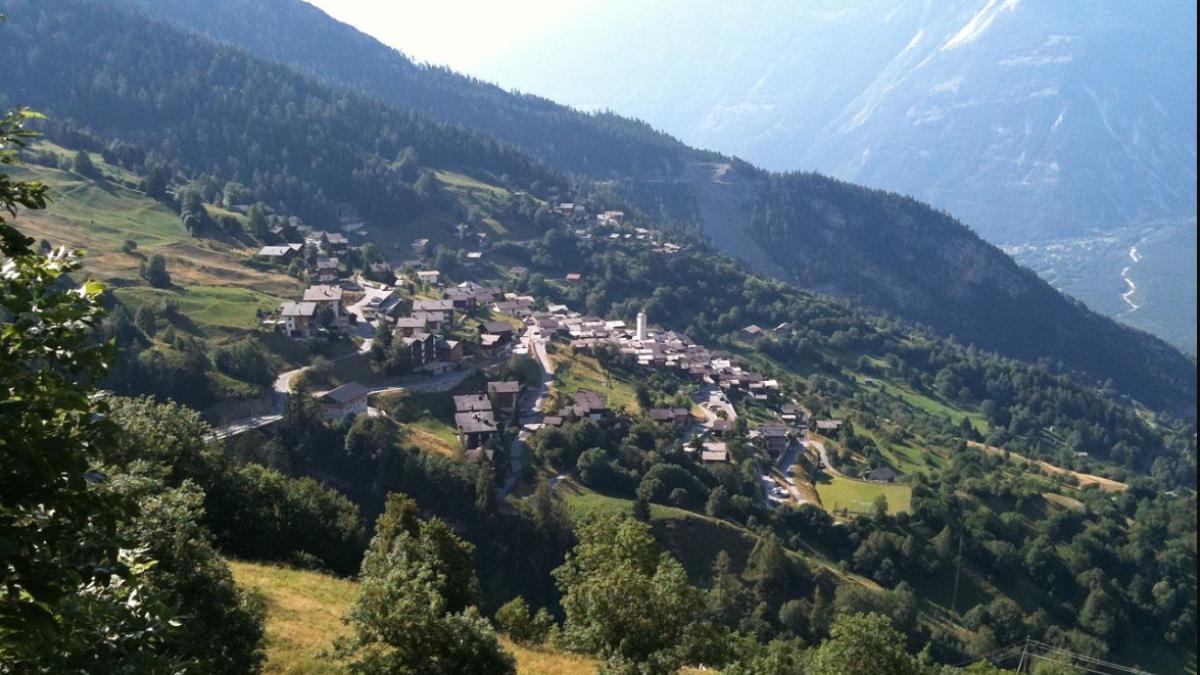 satul-albinen-din-elvetia_73680300