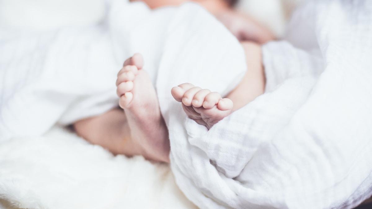 bebelus-vandut-mama_37750100_68830600