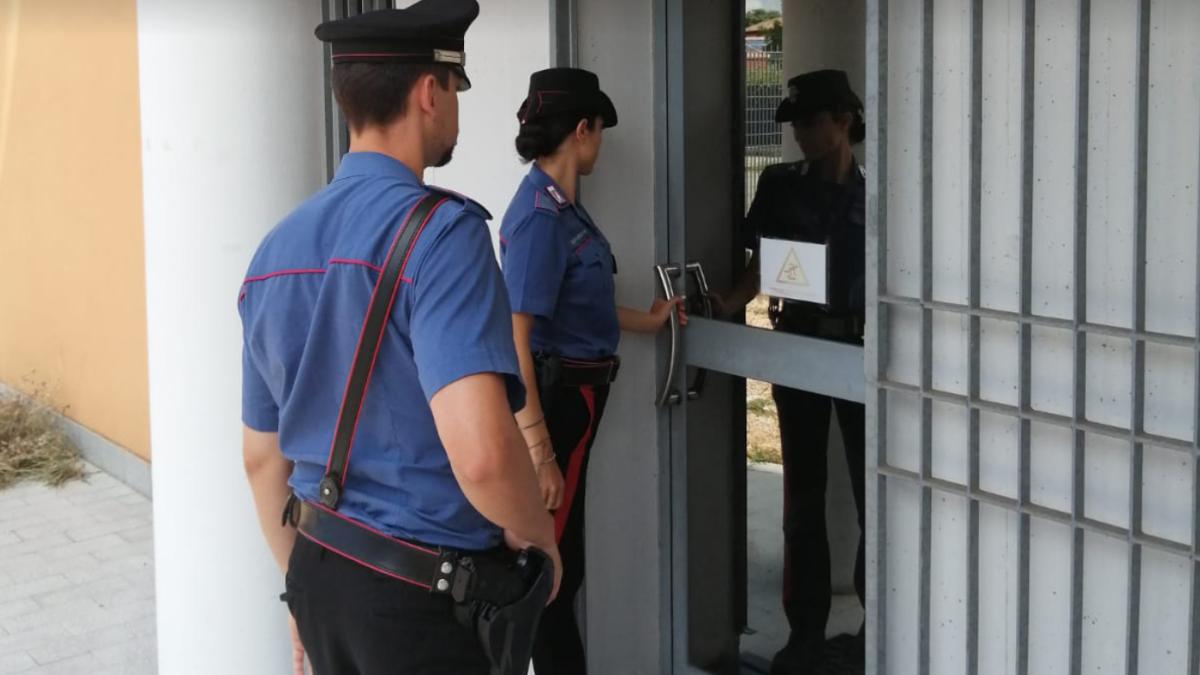 roman italia carabinieri politie italia