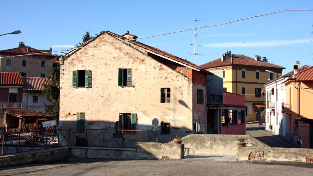 loclaitatea Vinzaglio din Italia