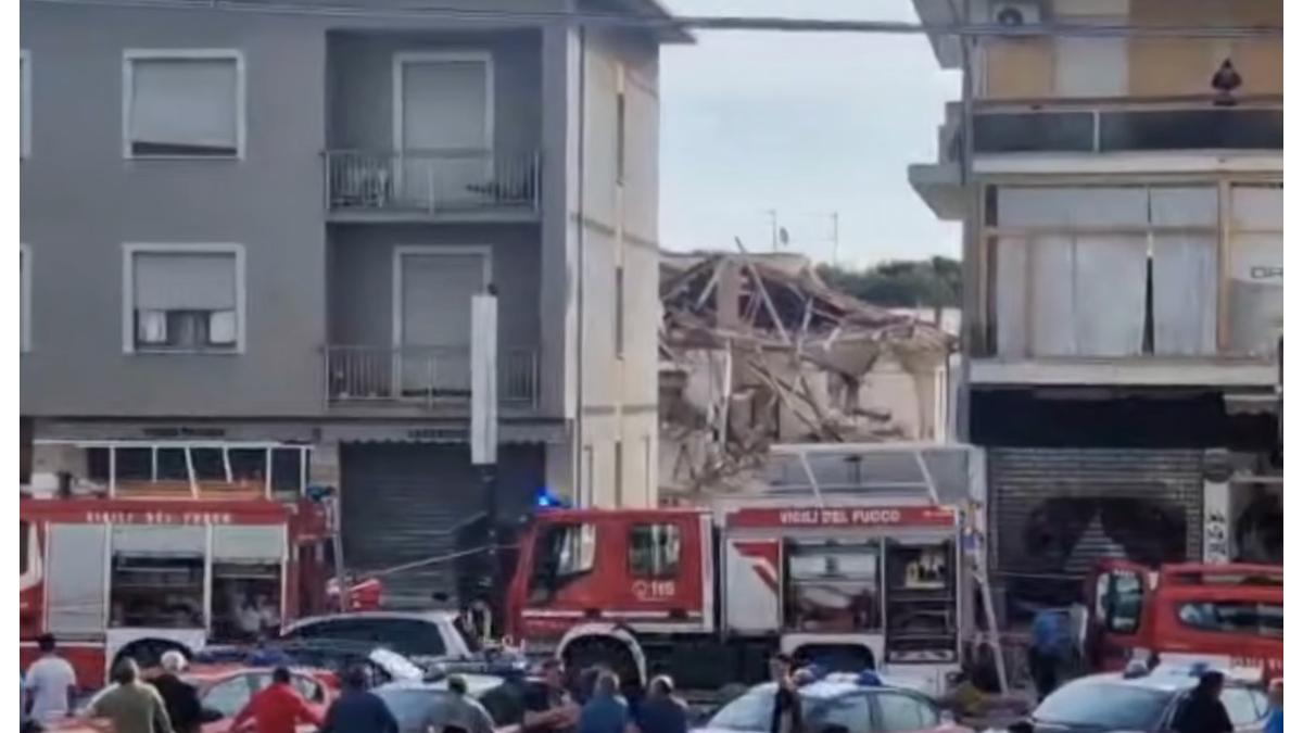 cladire prabusita in italia