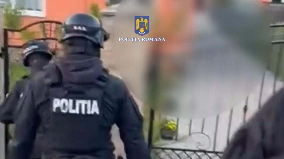 perchezitii femeie botosani