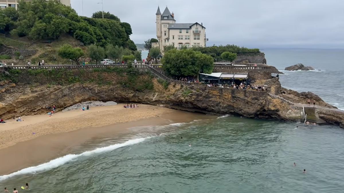 Biarritz - faleza prabusita