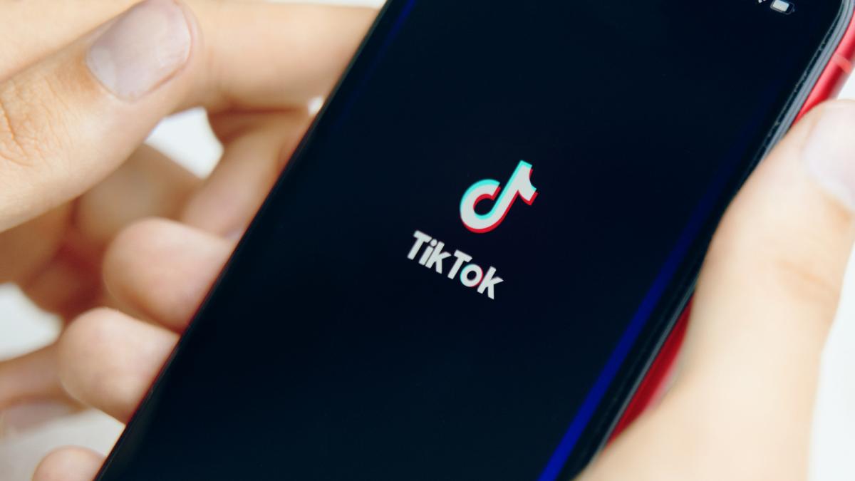 tiktok-reteaua-tiktok-ilustrativ_00034000
