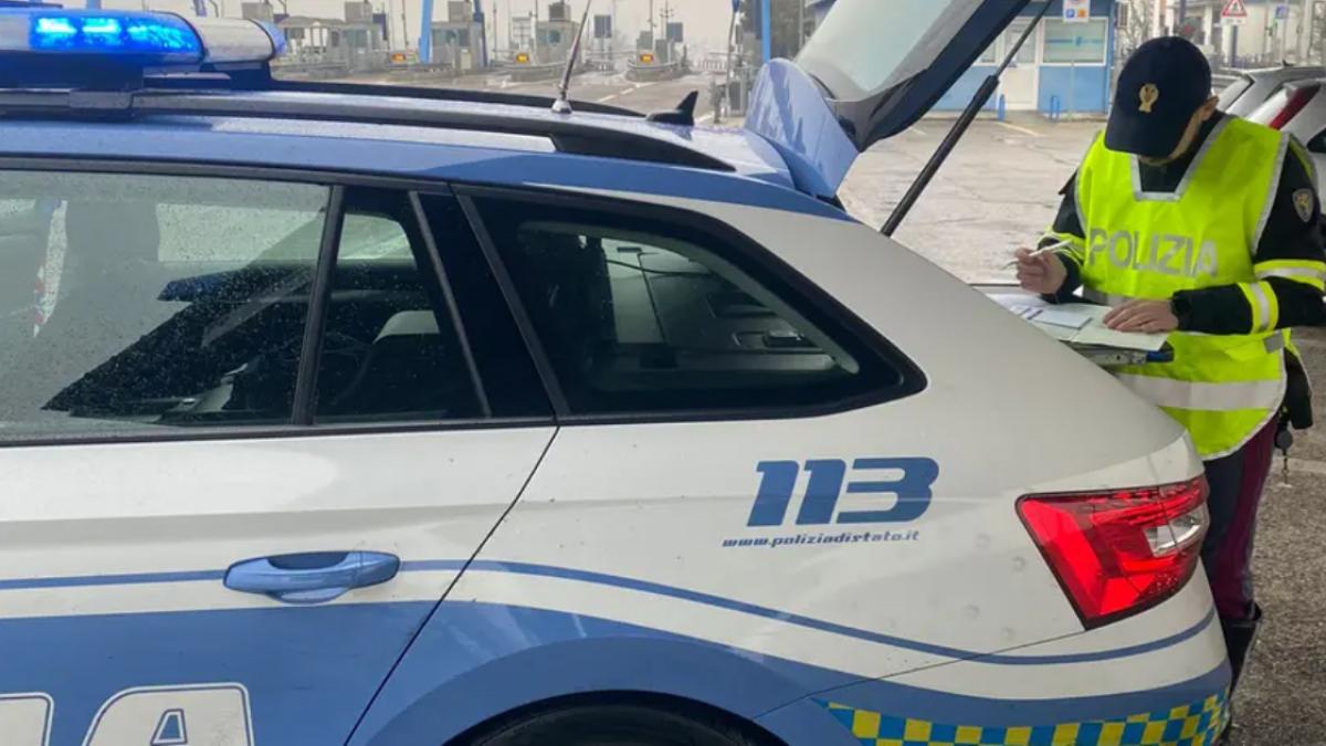 politie italia bebelus romanca 1