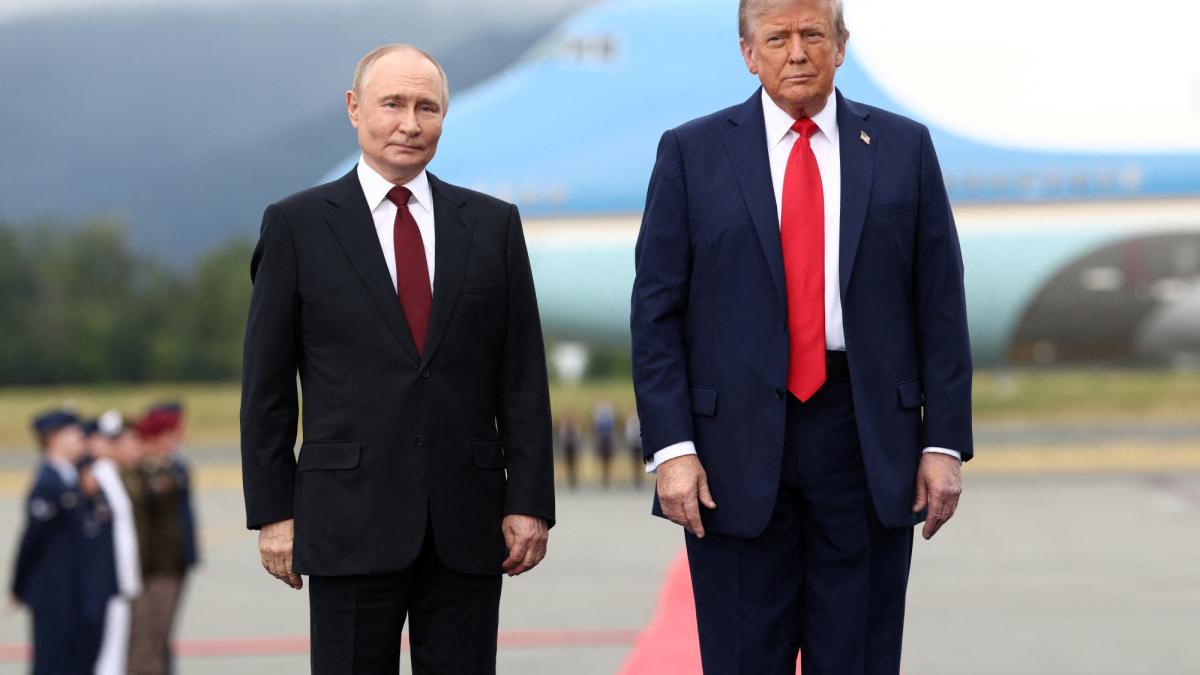 NYT: Trump ia în calcul acorduri comerciale cu Rusia înainte de sfârșitul războiului din Ucraina