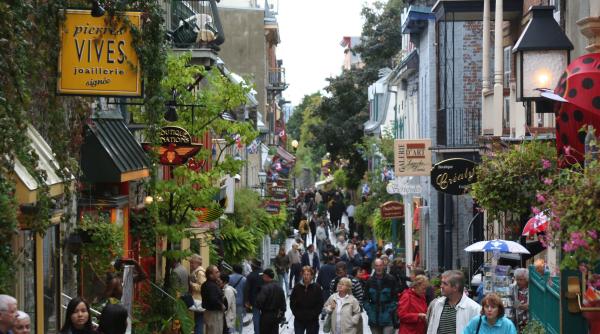 Quebec elimină proba interviului pentru muncitorii calificați 