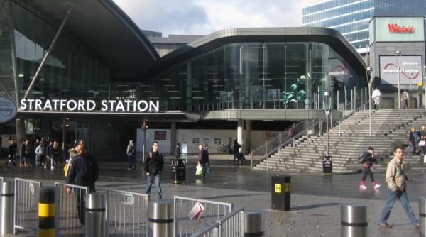 Englez ucis cu sălbăticie de 4 liceeni români