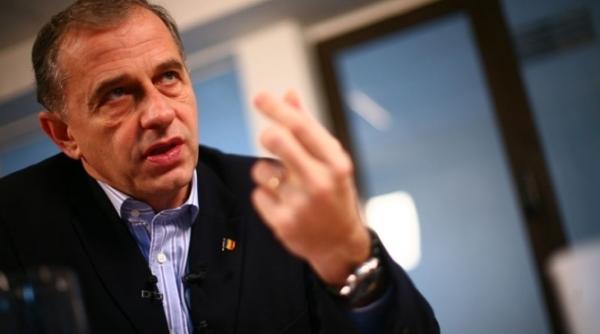 Politicienii vor să salveze TVR