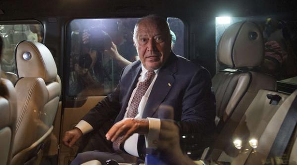 Presa internațională ia la bani mărunți “Scriitorii din închisori”