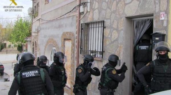 Tânăr sechestrat! 45.000 de euro recompensă