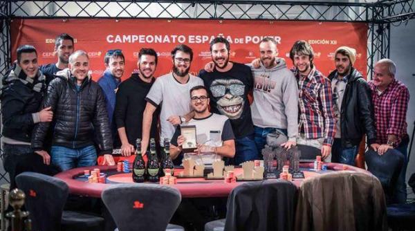 Un român, cel mai tare jucător de poker din Spania