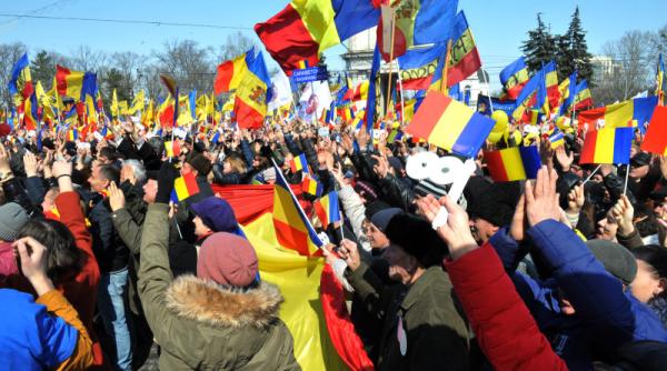 "Unirea" au strigat, duminică, la Chișinău românii din ambele maluri ale Prutului 