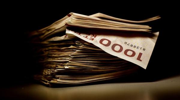 Sute de conturi din Italia și România, GOLITE de un grup de mafioți