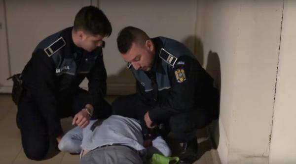 Dide, de la #Rezist, încătușat. Incidente la evenimentul lui Firea