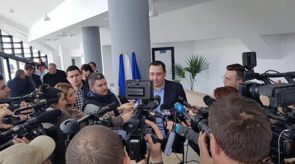 SE RUPE PSD? Cu cine a fost văzut Ponta, omul care îl ATACĂ non-stop pe Dragnea