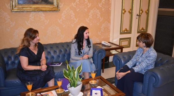 Ministrul Intotero, în Italia. Cu ce se laudă că a făcut pentru oamenii din diaspora