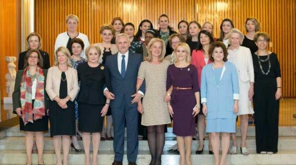 Guvernul a informat Comisia Europeană că suspendă contribuțiile la Pilonul II de pensii. Viorica DĂNCILĂ a MINȚIT ROMÂNII 