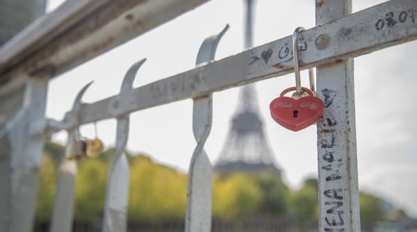 Româncă stabilită în Franța, poveste incredibilă. I s-a zis: Sper să mori de cancer